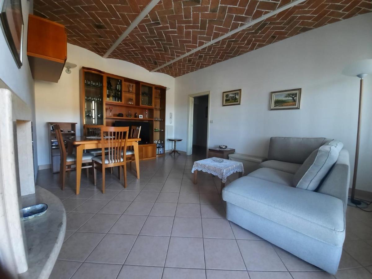 Piggiolo Villa Rocca Malatina Екстериор снимка